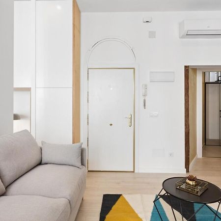 Modern 1 Bedroom Apartment Near Lavapies Мадрид Екстериор снимка