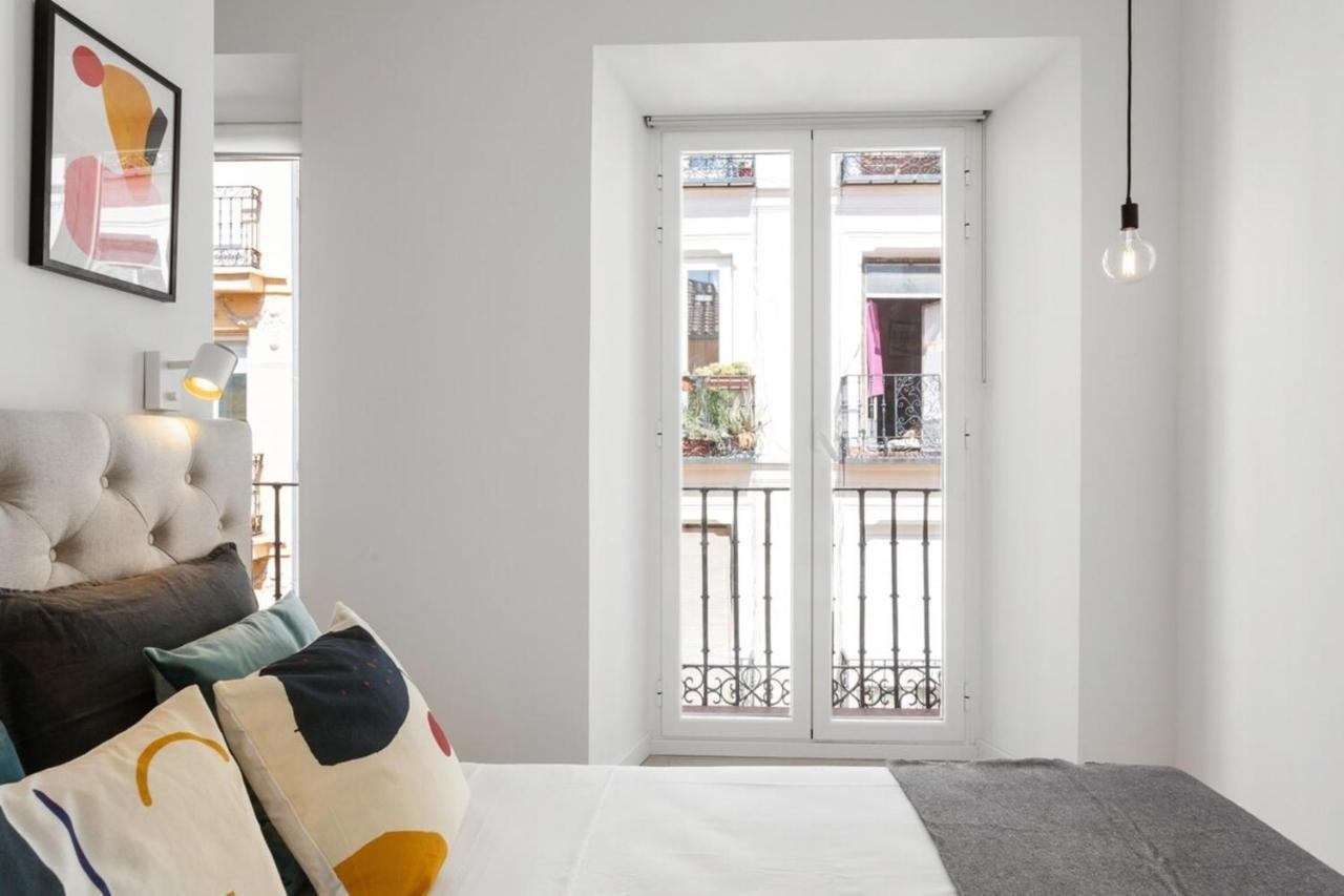 Modern 1 Bedroom Apartment Near Lavapies Мадрид Екстериор снимка