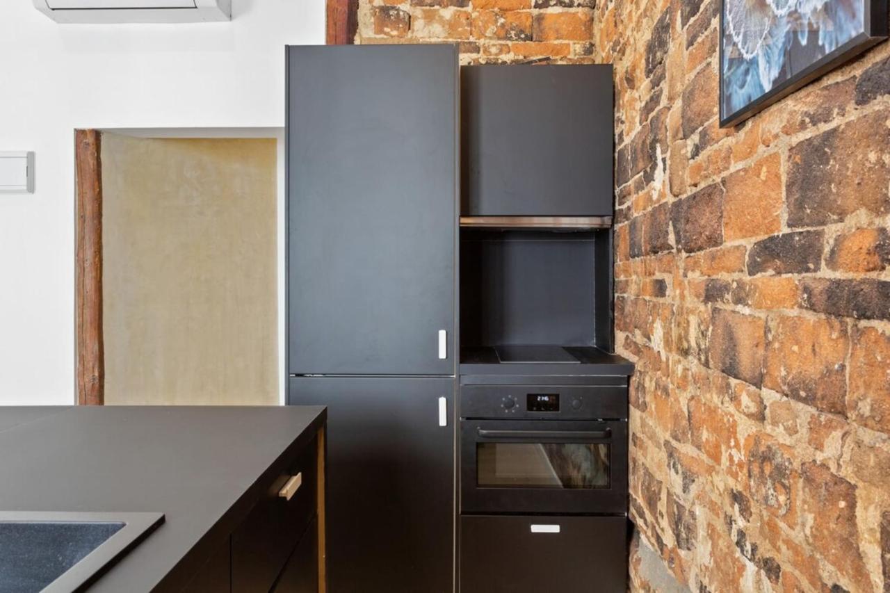 Modern 1 Bedroom Apartment Near Lavapies Мадрид Екстериор снимка